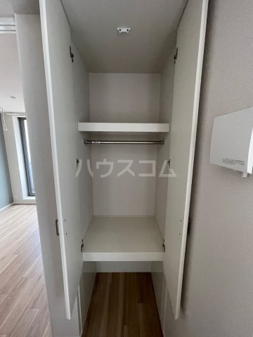 ����7