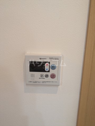 ����14