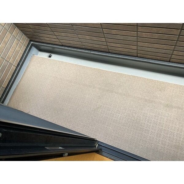 ����8