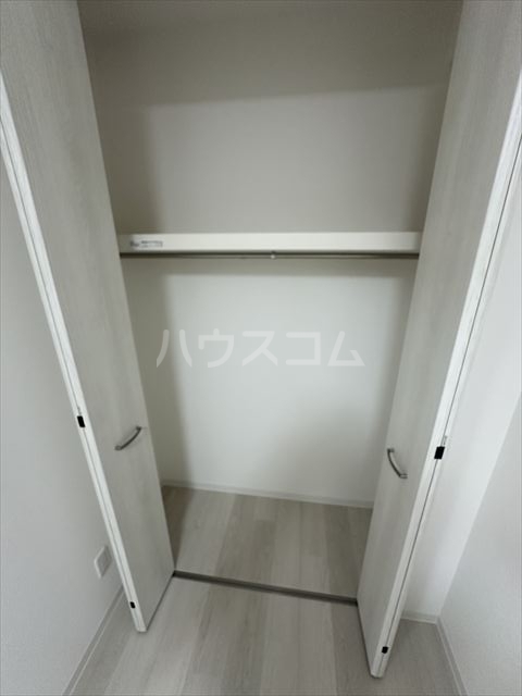 ����7
