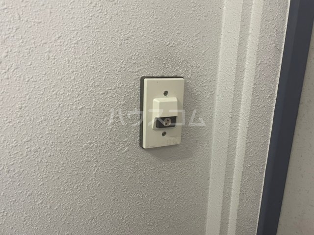 ����7