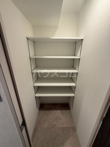 ����19
