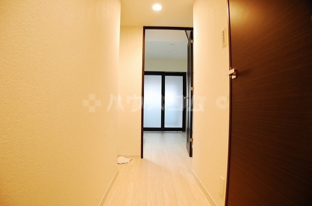 ����10