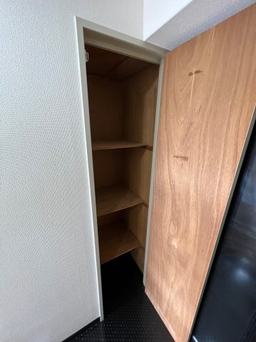 ����19