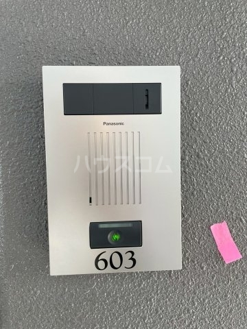 ����10