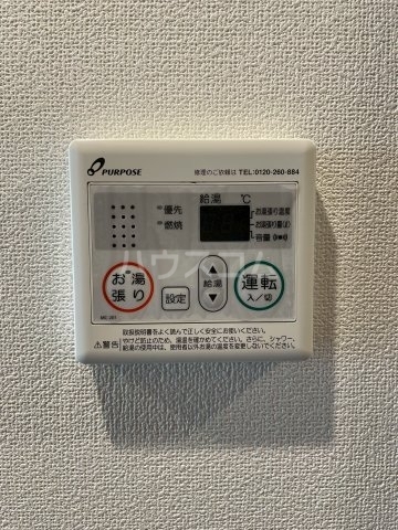 ����17