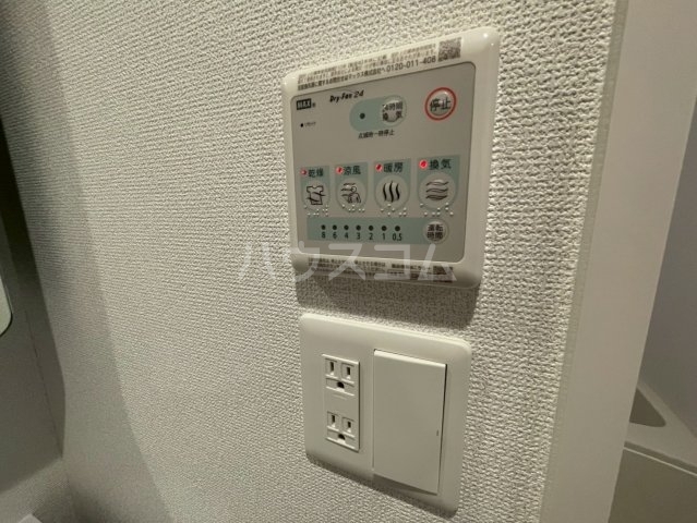 ����14
