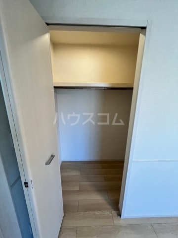 ����7