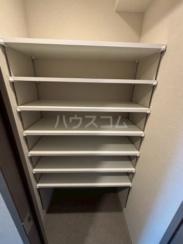 ����19