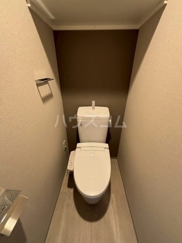 ����4