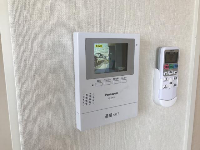 ����10