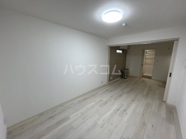 ����1