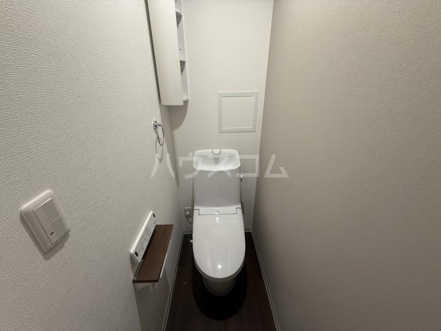 ����24