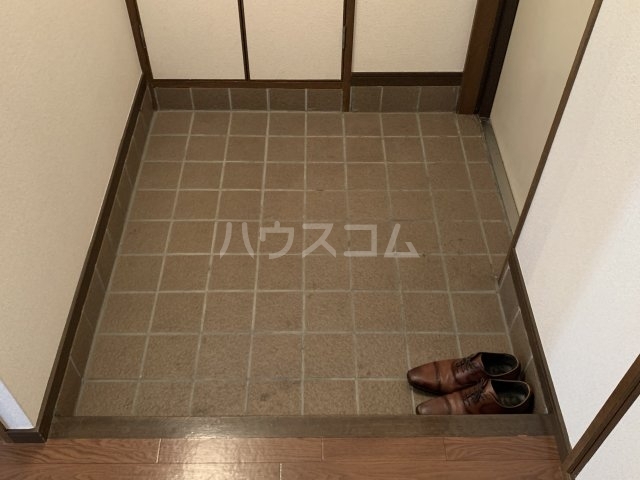 ����7