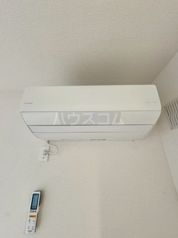 ����13