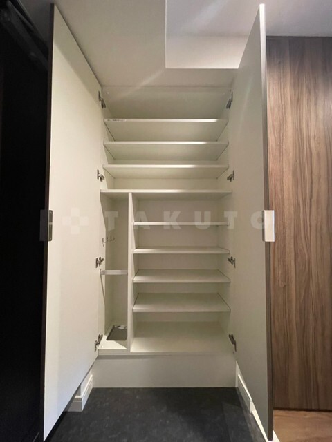 ����19
