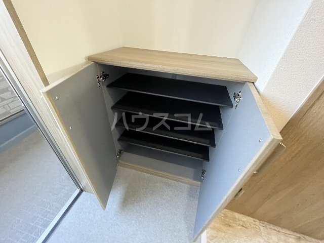 ����7