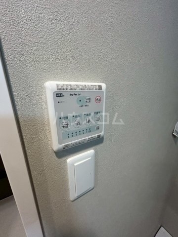 ����22