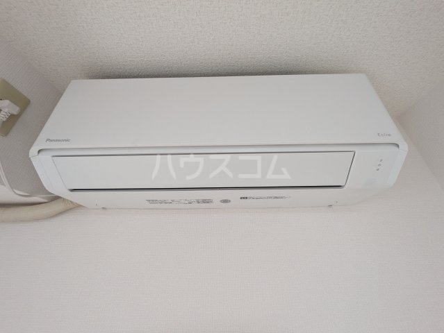 ����10