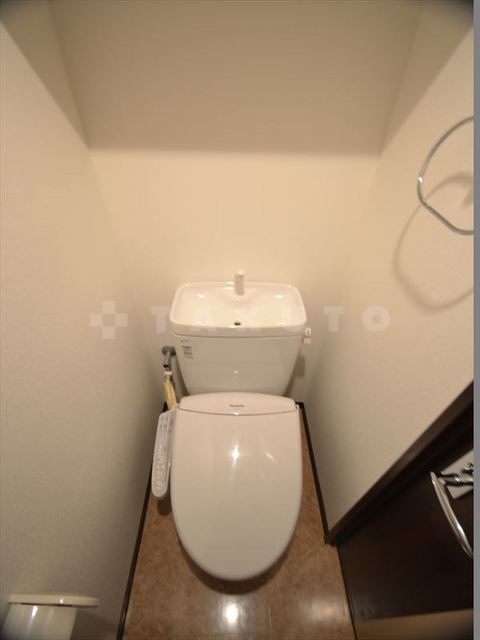 ����5