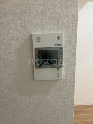 ����11