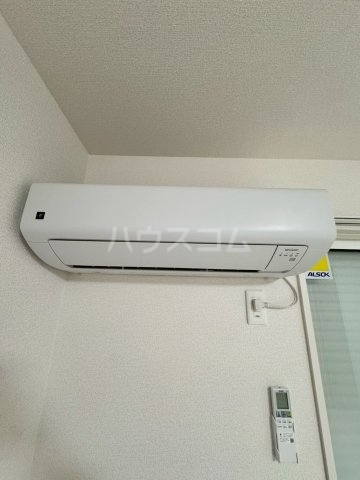 ����11