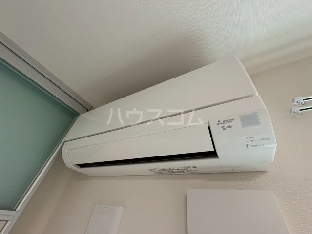 ����24