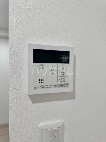 ����11