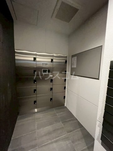 ����13