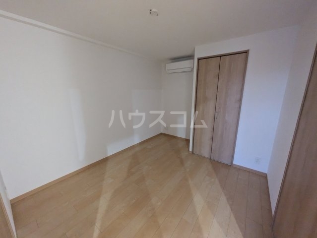 ����6