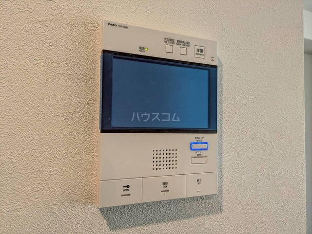 ����10