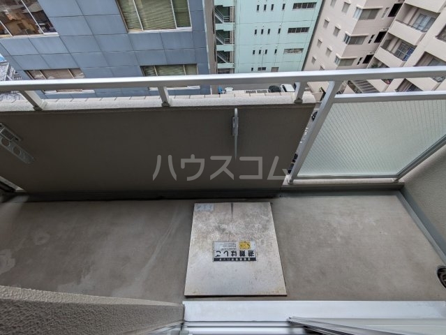 ����8