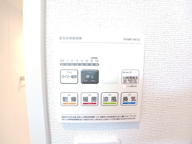 ����11
