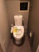 ����4