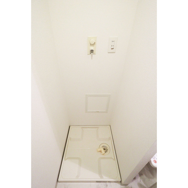 ����22