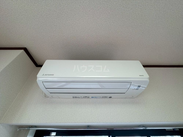 ����20