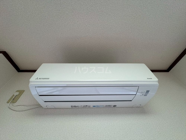 ����20