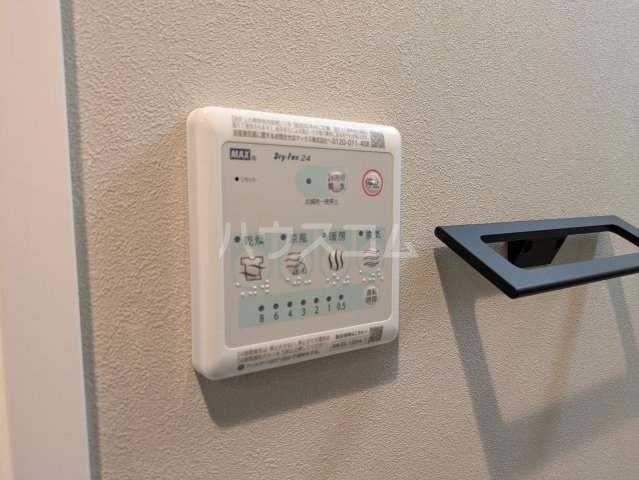 ����14