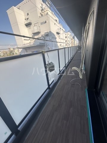 ����6