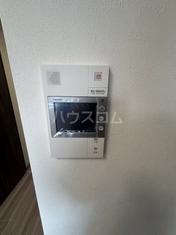 ����13