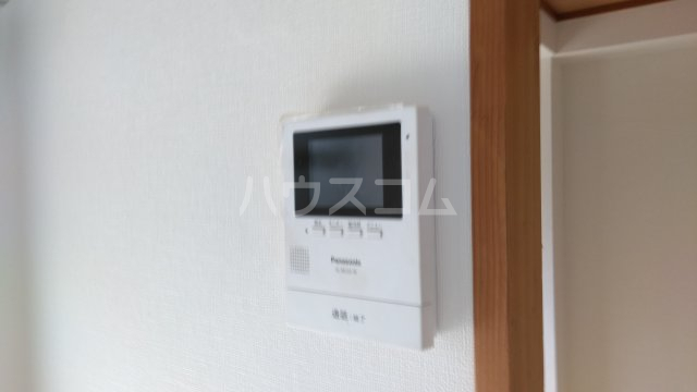 ����10