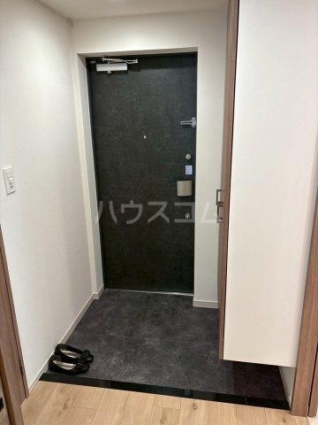 ����11