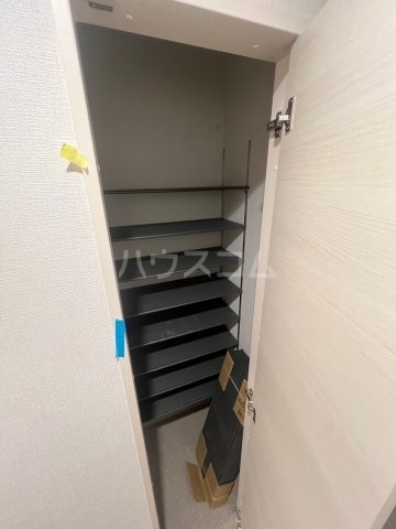 ����6