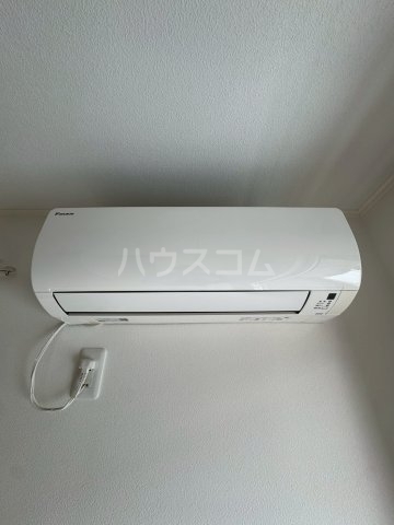 ����11