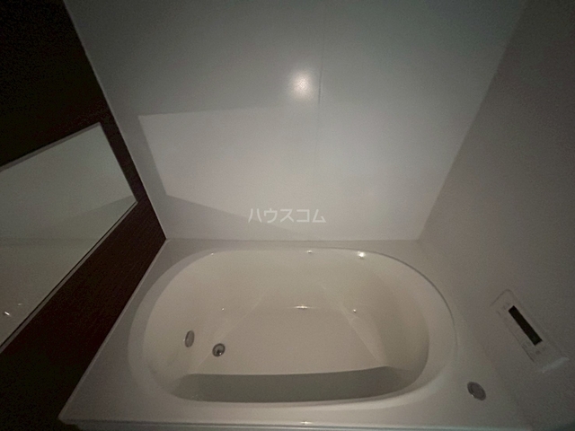 ����26