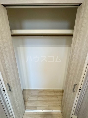 ����7