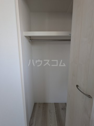 ����7