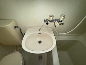 ����5