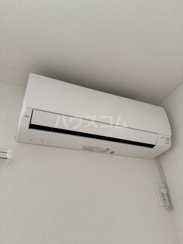 ����11