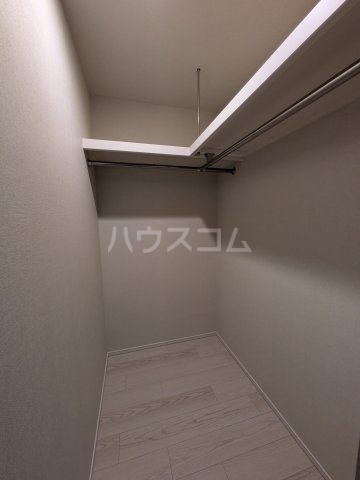 ����7